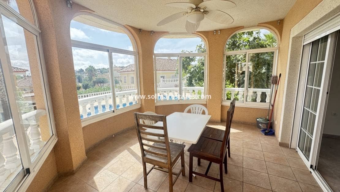 3 slaapkamer Villa te koop in San Miguel de Salinas met zwembad - € 345.000 (Ref: 9175215)