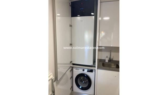 2 slaapkamer Appartement te koop in Villamartin, Orihuela met zwembad - € 375.000 (Ref: 9180179)