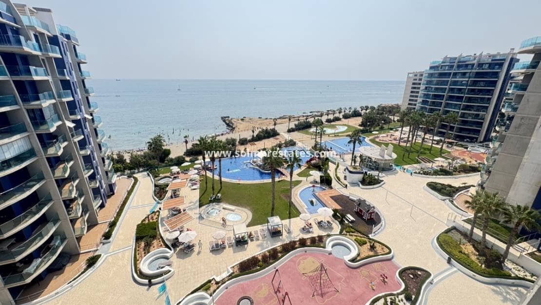 2 soveværelse Lejlighed til salg i Punta Prima med swimmingpool - € 440.000 (Ref: 9180181)