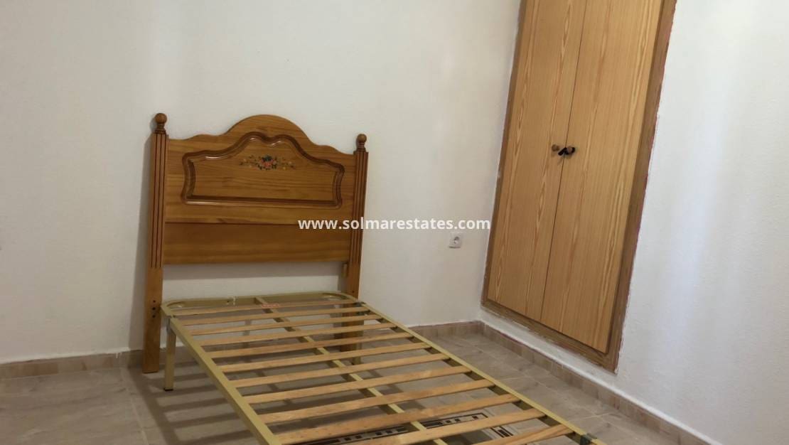 3 soveværelse Semi-Rækkehus til salg i San Miguel de Salinas - € 127.500 (Ref: 9186003)