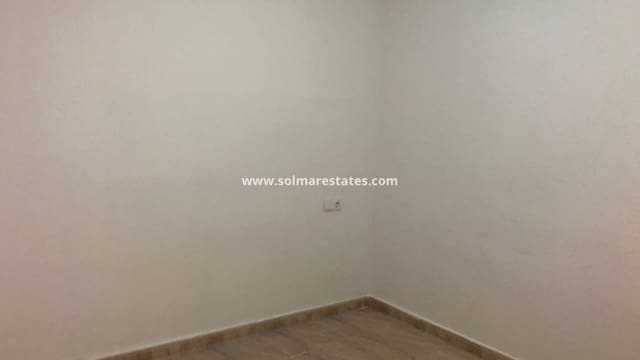 3 sypialnia Dom blizniak na sprzedaż w San Miguel de Salinas - 127 500 € (Ref: 9186003)