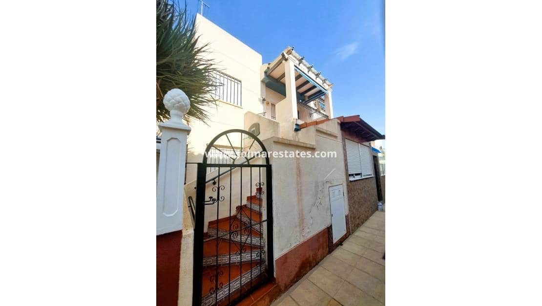 Apartamento de 2 habitaciones en Playa Flamenca en venta con piscina - 147.000 € (Ref: 9189870)