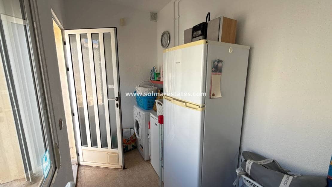 3 bedroom Villa for sale in Villamartin with pool - € 349,950 (Ref: 9190272)