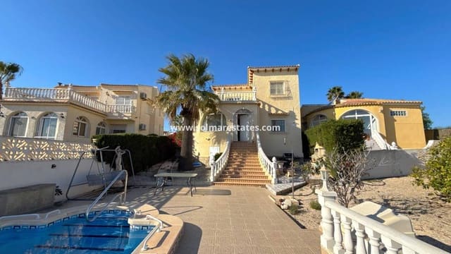 3 Zimmer Villa zu verkaufen in Villamartin, Orihuela mit Pool - 349.950 € (Ref: 9190272)