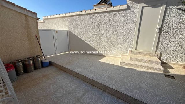 3 Zimmer Villa zu verkaufen in Villamartin, Orihuela mit Pool - 349.950 € (Ref: 9190272)
