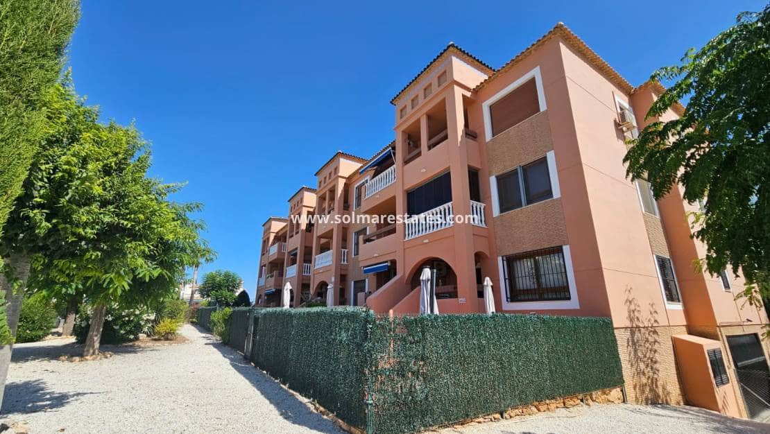 Apartamento de 2 habitaciones en Villamartin en venta con piscina - 179.999 € (Ref: 9191386)