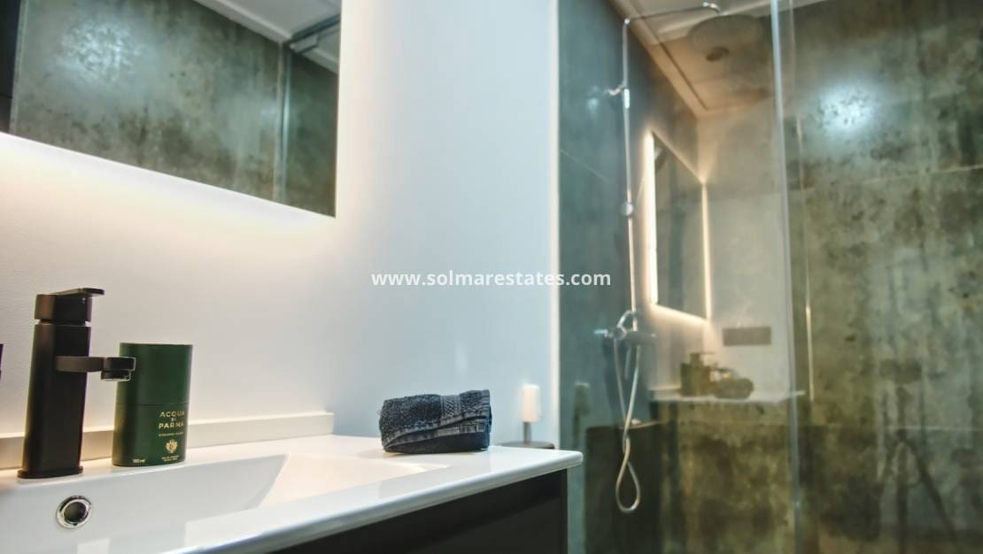 2 chambre Appartement à vendre à Formentera del Segura avec piscine - 199 900 € (Ref: 9194741)