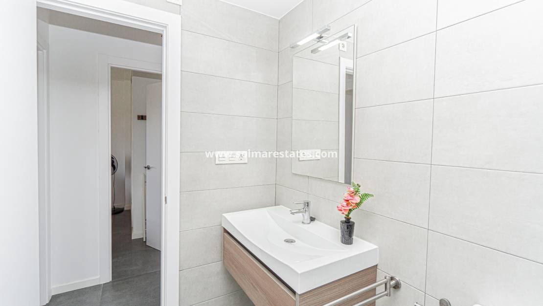 3 chambre Appartement à vendre à Campoamor avec piscine - 219 000 € (Ref: 9194742)