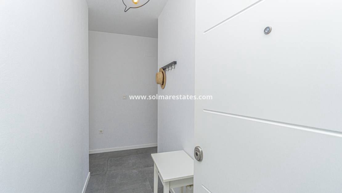 3 chambre Appartement à vendre à Campoamor avec piscine - 219 000 € (Ref: 9194742)