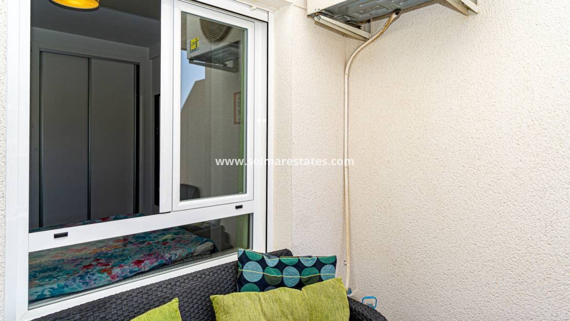 3 chambre Appartement à vendre à Campoamor avec piscine - 219 000 € (Ref: 9194742)