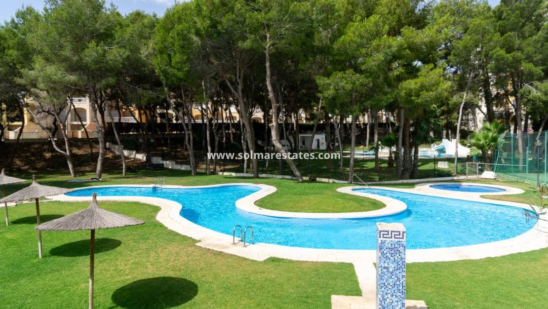 3 chambre Appartement à vendre à Campoamor avec piscine - 219 000 € (Ref: 9194742)