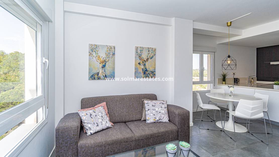 3 chambre Appartement à vendre à Campoamor avec piscine - 219 000 € (Ref: 9194742)