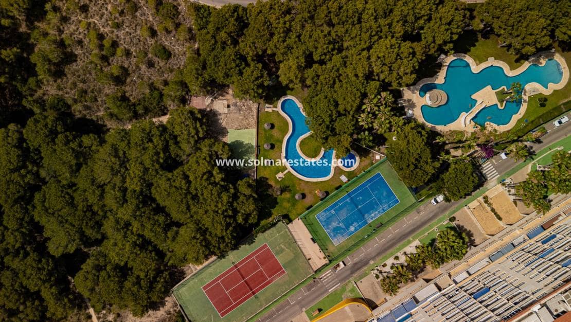 3 chambre Appartement à vendre à Campoamor avec piscine - 219 000 € (Ref: 9194742)