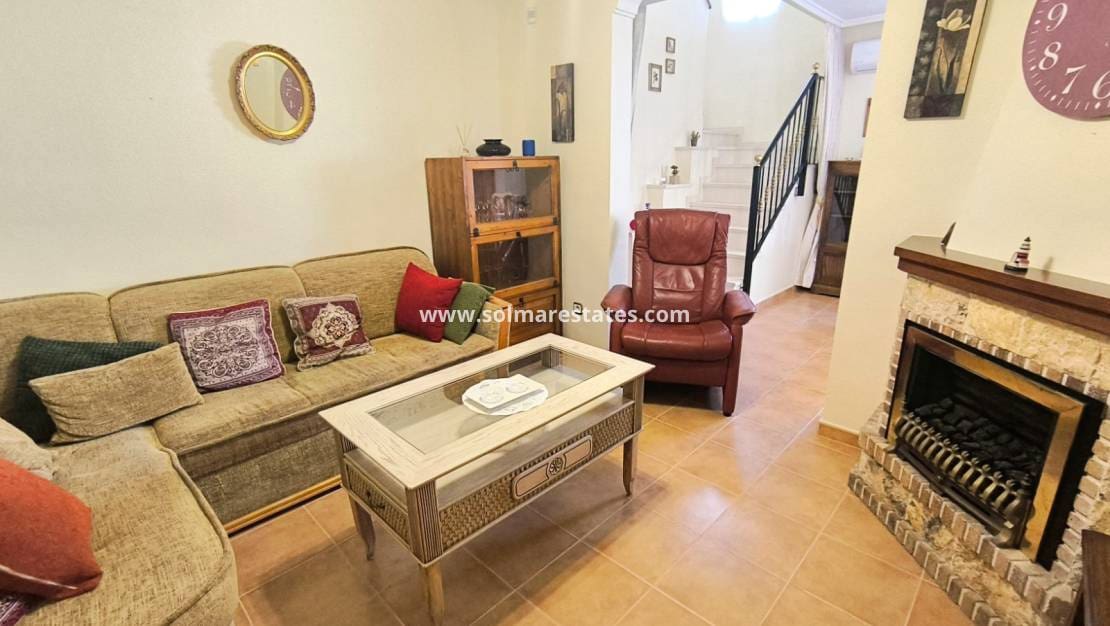 3 chambre Villa/Maison à vendre à Algorfa avec piscine - 169 950 € (Ref: 9196206)