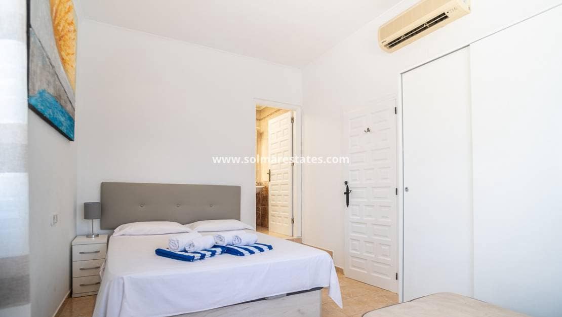 3 soverom Villa til salgs i La Siesta med svømmebasseng - € 535 000 (Ref: 9196209)