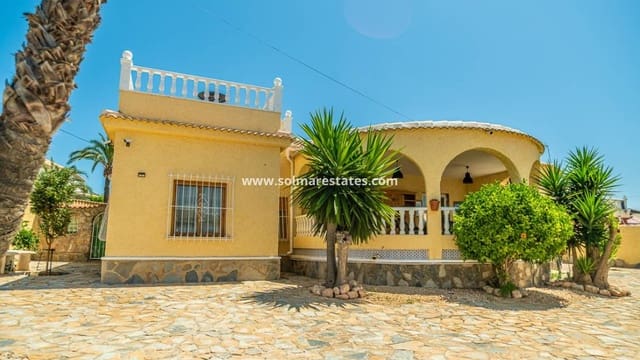 3 soverom Villa til salgs i La Siesta, Torrevieja med svømmebasseng - € 535 000 (Ref: 9196209)