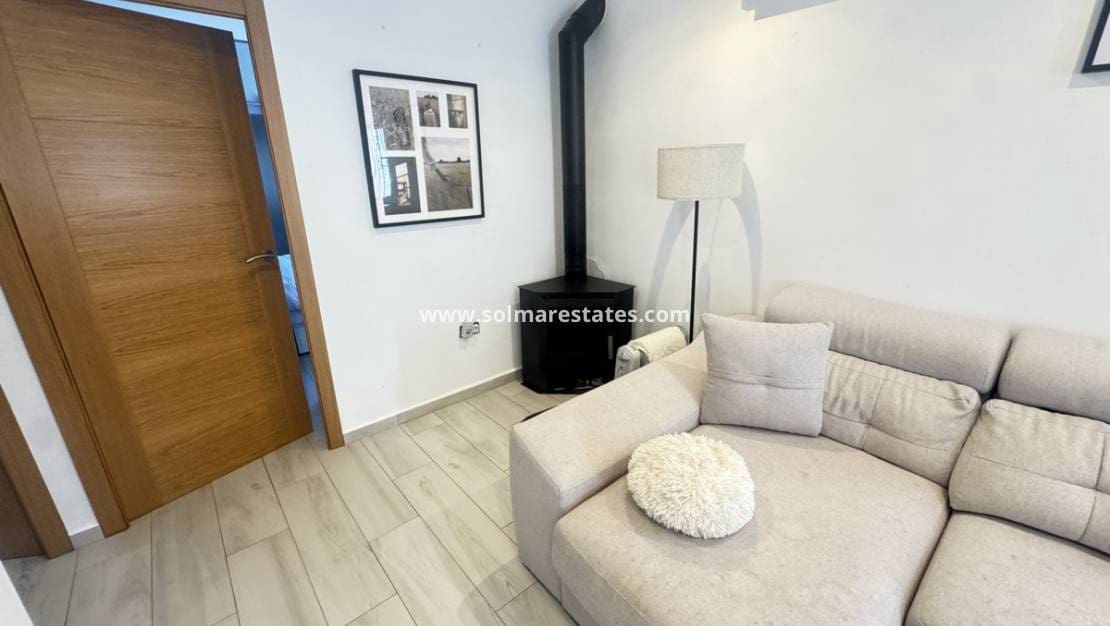 2 soverom Villa til salgs i Blue Lagoon med svømmebasseng - € 265 000 (Ref: 9197112)