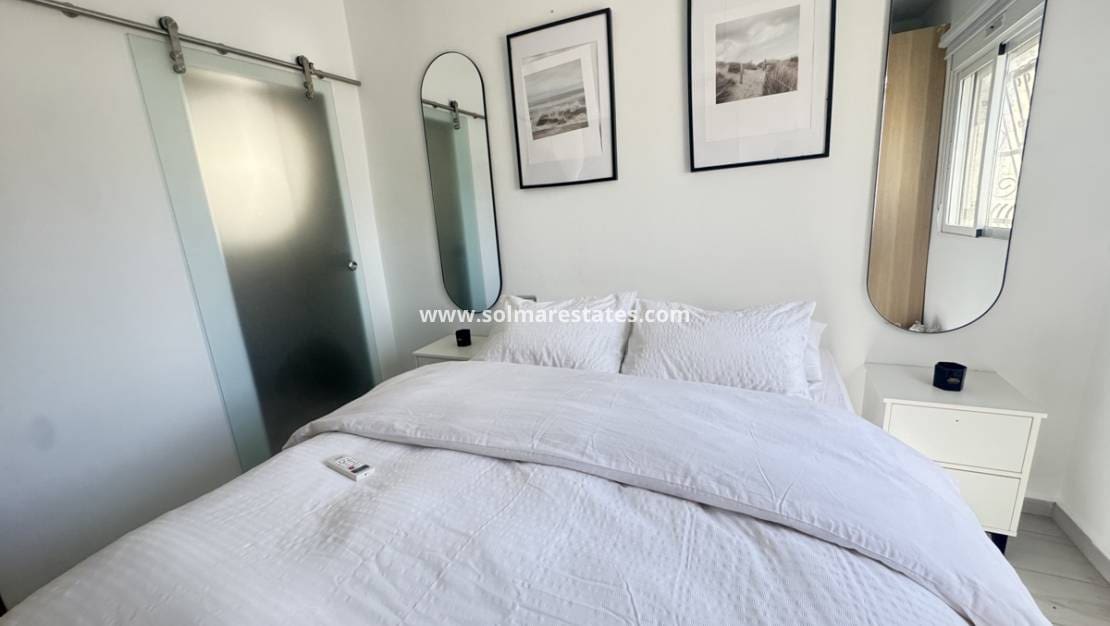 2 soverom Villa til salgs i Blue Lagoon med svømmebasseng - € 265 000 (Ref: 9197112)