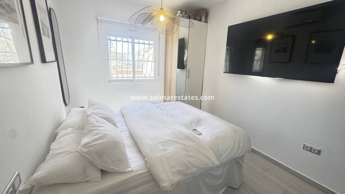 2 soverom Villa til salgs i Blue Lagoon med svømmebasseng - € 265 000 (Ref: 9197112)