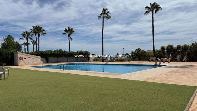 Chalet de 3 habitaciones en Villamartin, Orihuela en venta con piscina - 379.000 € (Ref: 9198270)