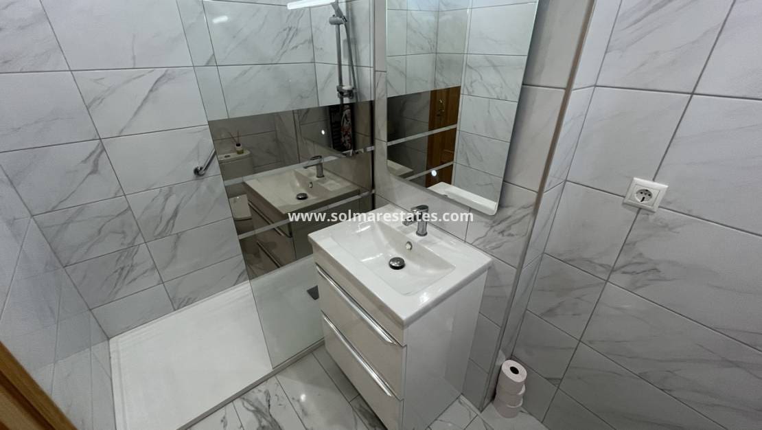 2 slaapkamer Appartement te koop in Algorfa met zwembad - € 119.995 (Ref: 9203074)