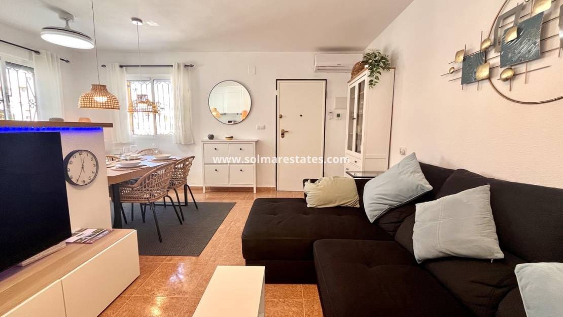 3 slaapkamer Huis te koop in Los Montesinos met zwembad - € 199.999 (Ref: 9204152)