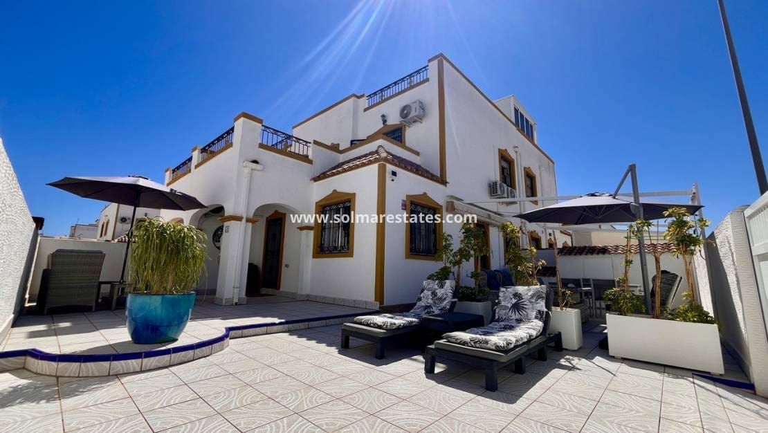 3 slaapkamer Huis te koop in Los Montesinos met zwembad - € 199.999 (Ref: 9204152)