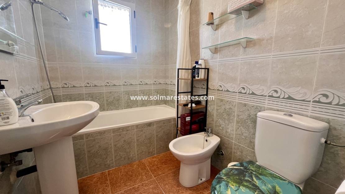 3 slaapkamer Huis te koop in Los Montesinos met zwembad - € 199.999 (Ref: 9204152)