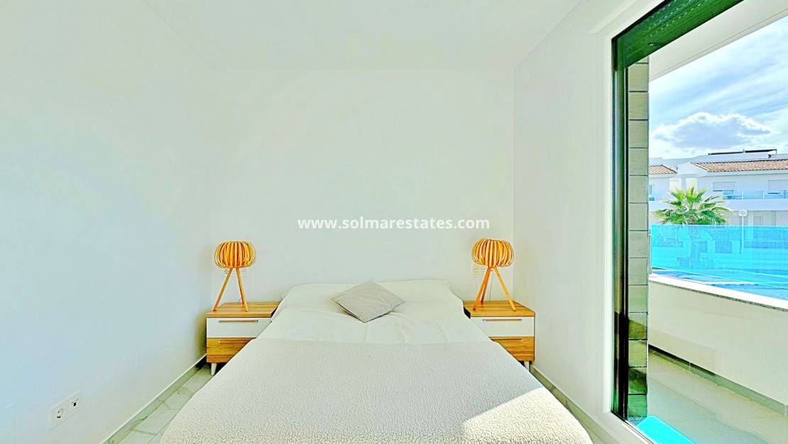 3 chambre Maison de Ville à vendre à Los Balcones avec piscine - 339 000 € (Ref: 9205297)