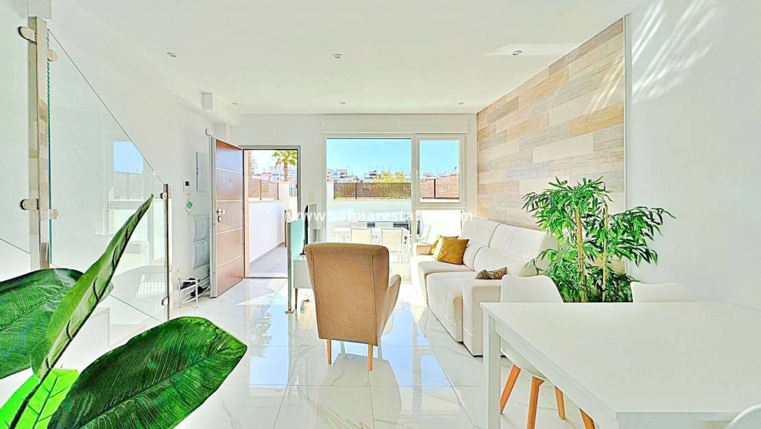 3 chambre Maison de Ville à vendre à Los Balcones avec piscine - 339 000 € (Ref: 9205297)