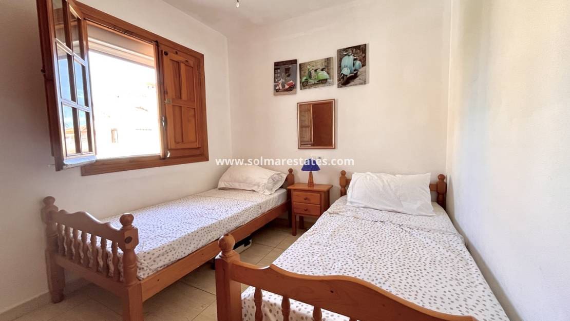 2 Zimmer Apartment zu verkaufen in Playa Flamenca - 119.000 € (Ref: 9205643)