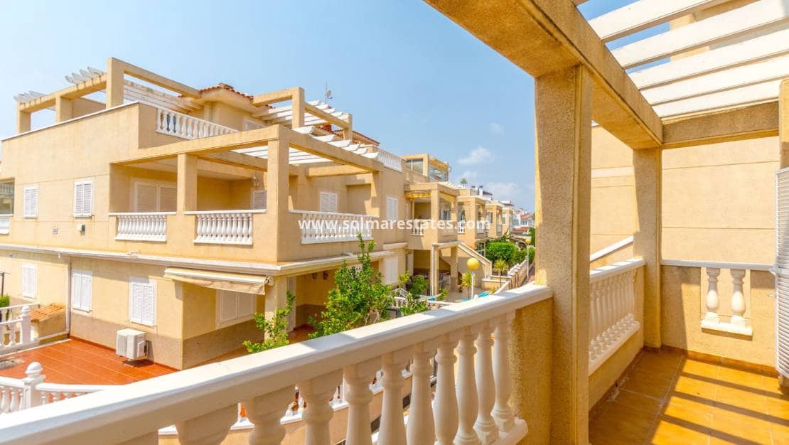 3 quarto Casa em Banda para venda em Playa Flamenca com piscina - 339 000 € (Ref: 9207356)