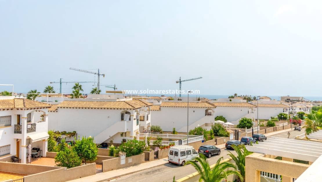 3 quarto Casa em Banda para venda em Playa Flamenca com piscina - 339 000 € (Ref: 9207356)