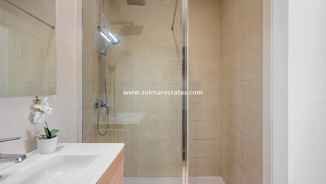 3 soverom Hus til salgs i Formentera del Segura med svømmebasseng - € 339 000 (Ref: 9207359)