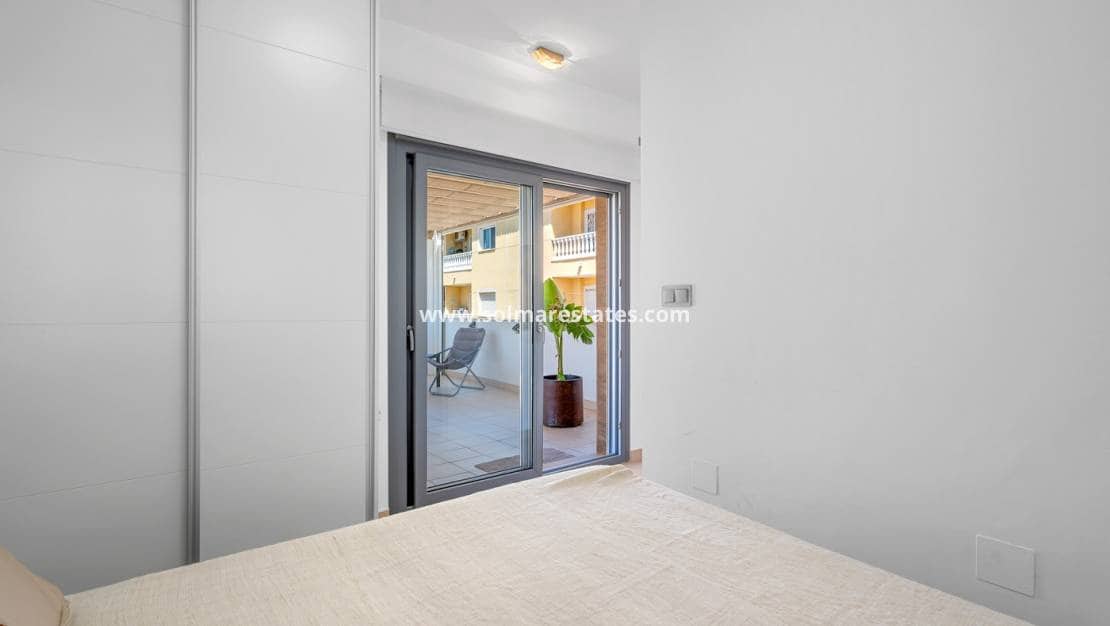 3 soverom Hus til salgs i Formentera del Segura med svømmebasseng - € 339 000 (Ref: 9207359)