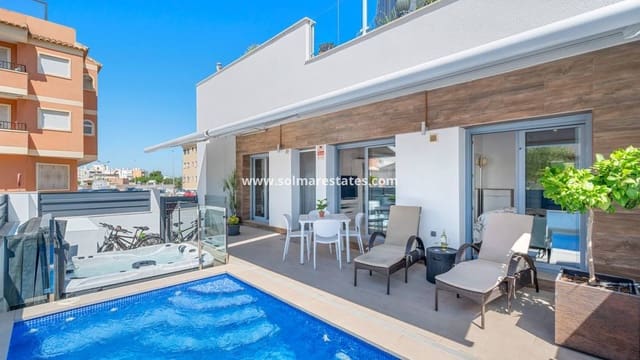 3 bedroom Townhouse for sale in Formentera del Segura with pool - € 339,000 (Ref: 9207359)