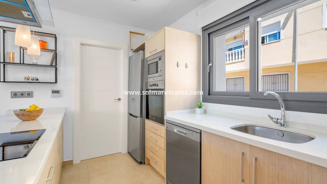 3 soverom Hus til salgs i Formentera del Segura med svømmebasseng - € 339 000 (Ref: 9207359)