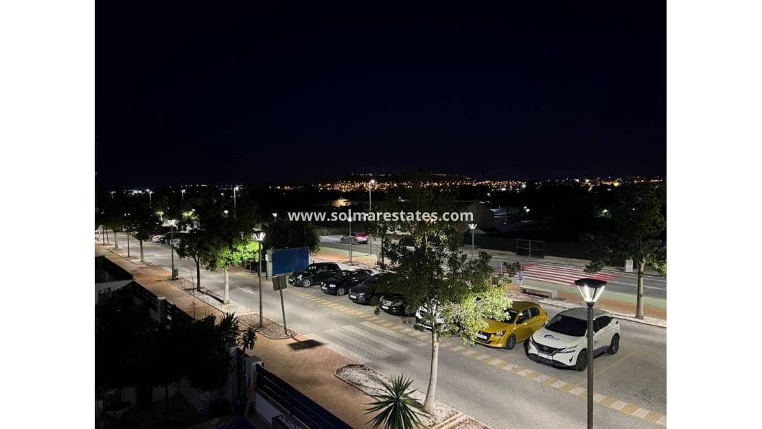 3 soverom Hus til salgs i Formentera del Segura med svømmebasseng - € 339 000 (Ref: 9207359)