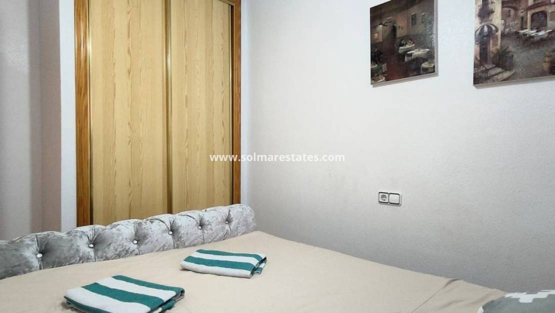 3 soverom Hus til salgs i Cabo Roig med svømmebasseng - € 234 900 (Ref: 9207363)