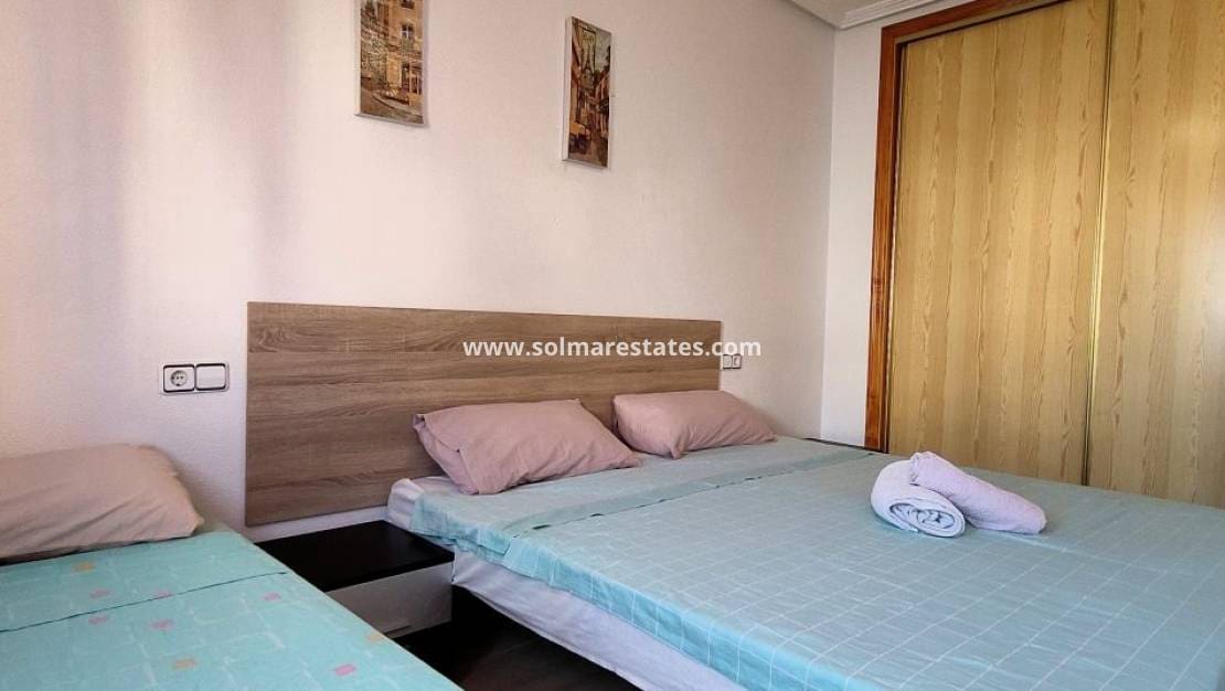 3 soverom Hus til salgs i Cabo Roig med svømmebasseng - € 234 900 (Ref: 9207363)