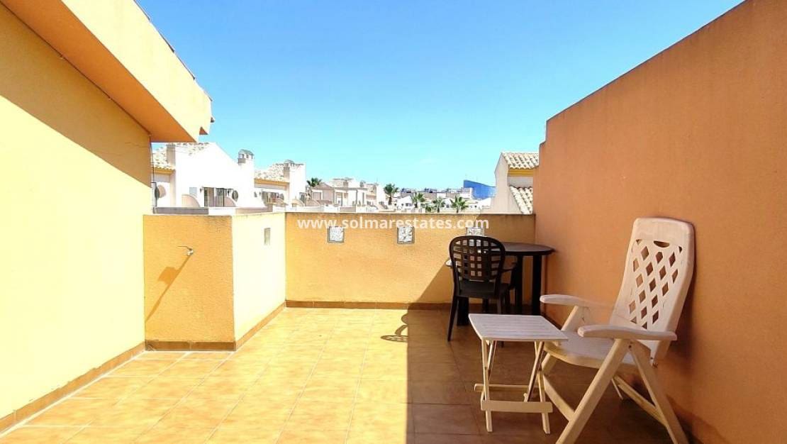3 soverom Hus til salgs i Cabo Roig med svømmebasseng - € 234 900 (Ref: 9207363)