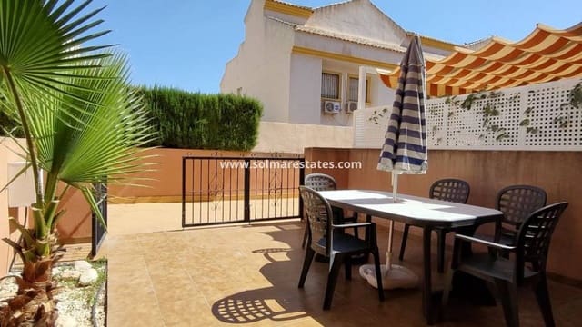 3 soverom Hus til salgs i Cabo Roig, Orihuela med svømmebasseng - € 234 900 (Ref: 9207363)