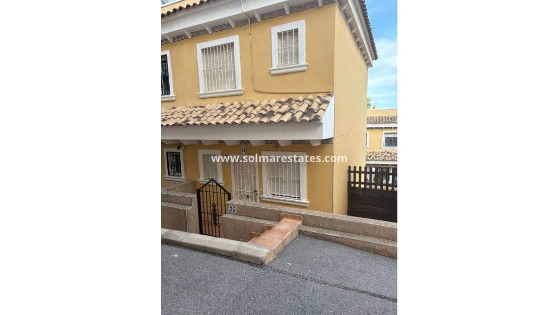 Apartamento de 2 habitaciones en Algorfa en venta con piscina - 145.000 € (Ref: 9207504)