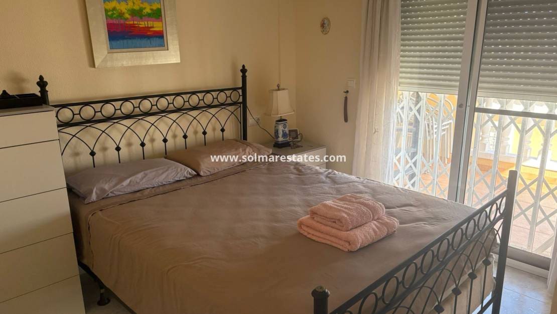 Apartamento de 2 habitaciones en Algorfa en venta con piscina - 145.000 € (Ref: 9207504)