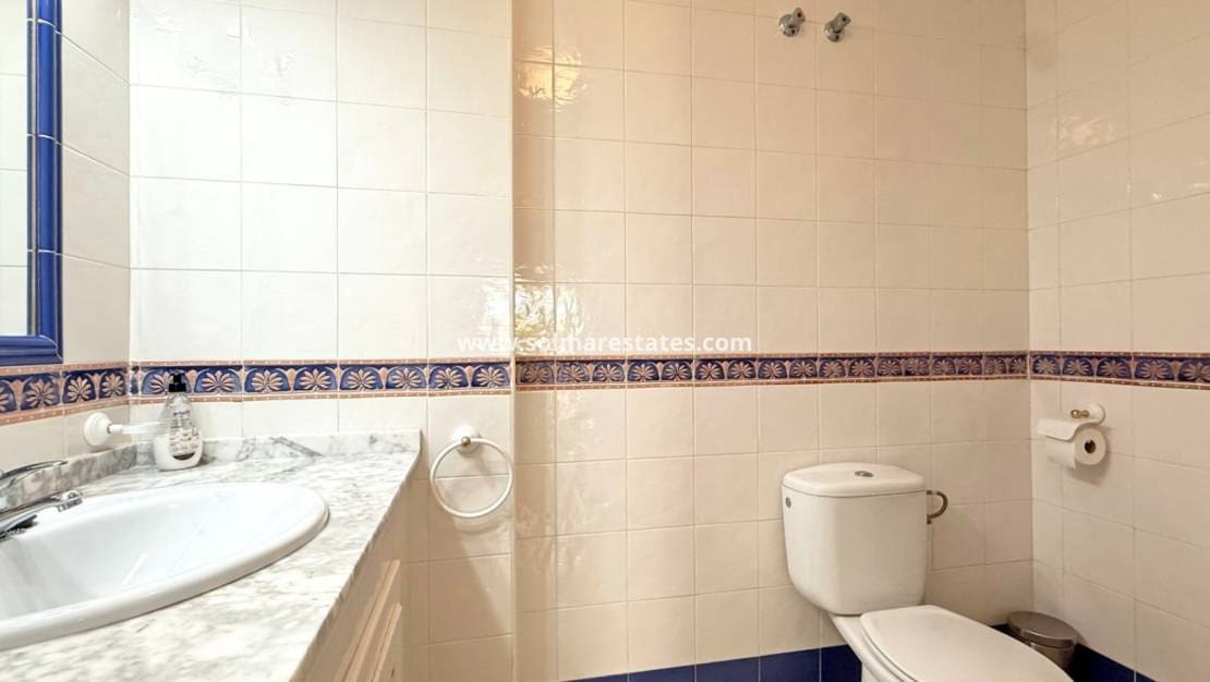 2 Zimmer Apartment zu verkaufen in Villamartin mit Pool - 199.000 € (Ref: 9208679)