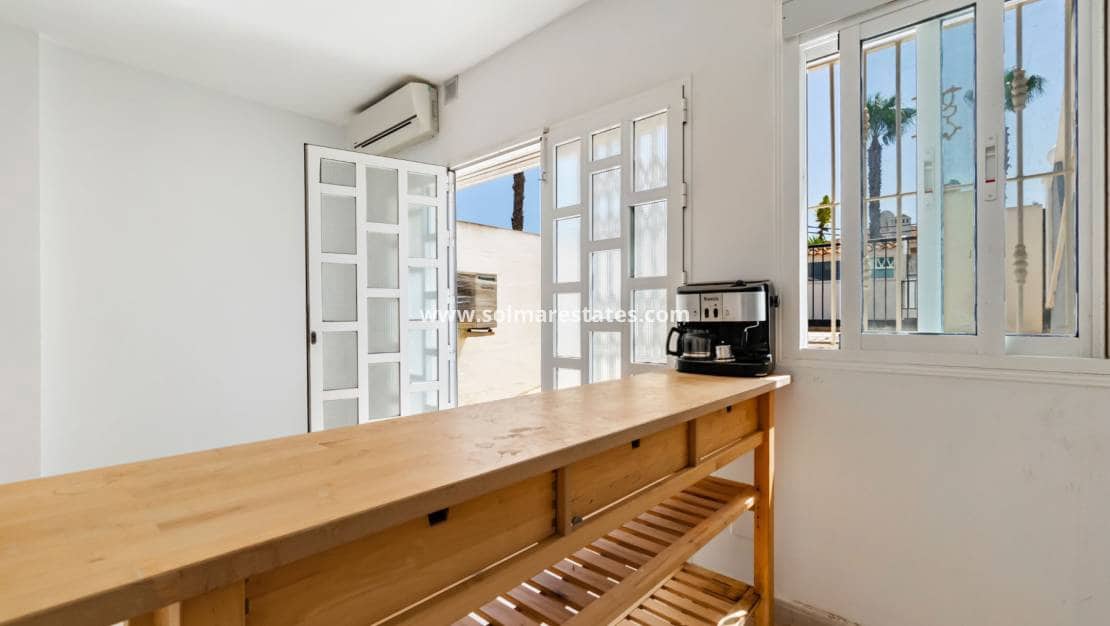 3 sypialnia Dom na sprzedaż w Dona Pepa z basenem - 269 900 € (Ref: 9208680)