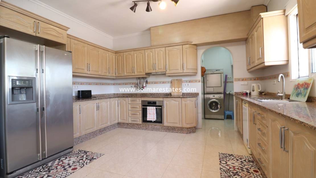 3 soverom Villa til salgs i Catral med svømmebasseng - € 375 000 (Ref: 9209304)