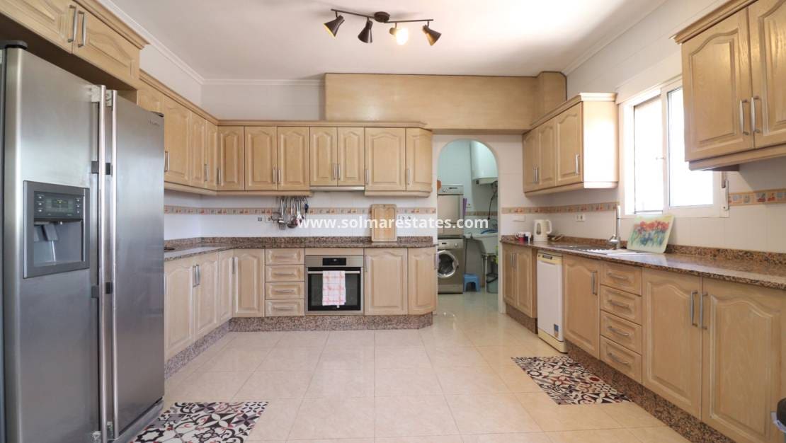 3 soverom Villa til salgs i Catral med svømmebasseng - € 375 000 (Ref: 9209304)