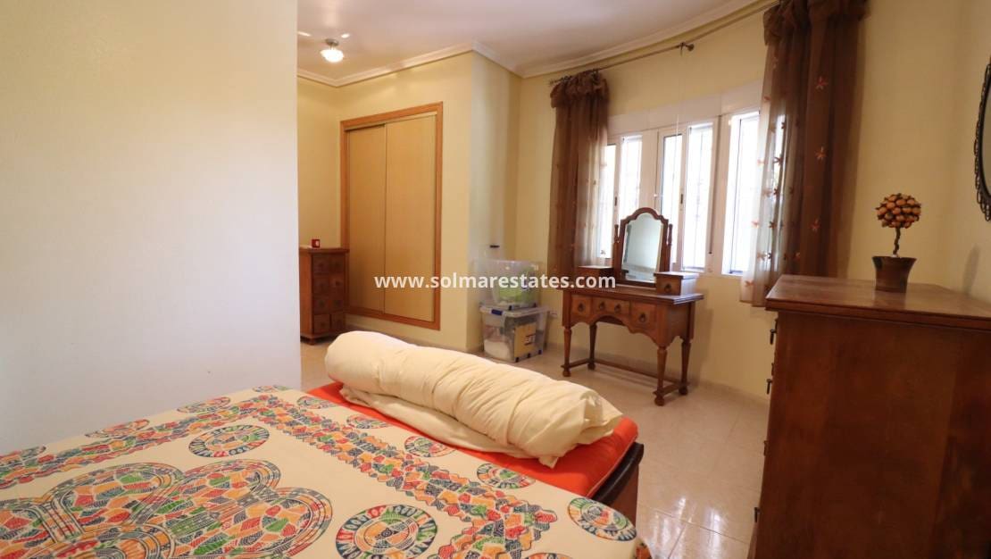 3 soverom Villa til salgs i Catral med svømmebasseng - € 375 000 (Ref: 9209304)