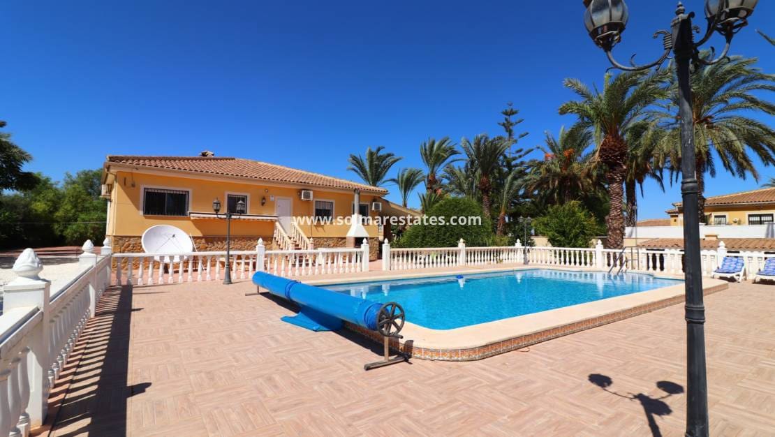 3 soverom Villa til salgs i Catral med svømmebasseng - € 375 000 (Ref: 9209304)